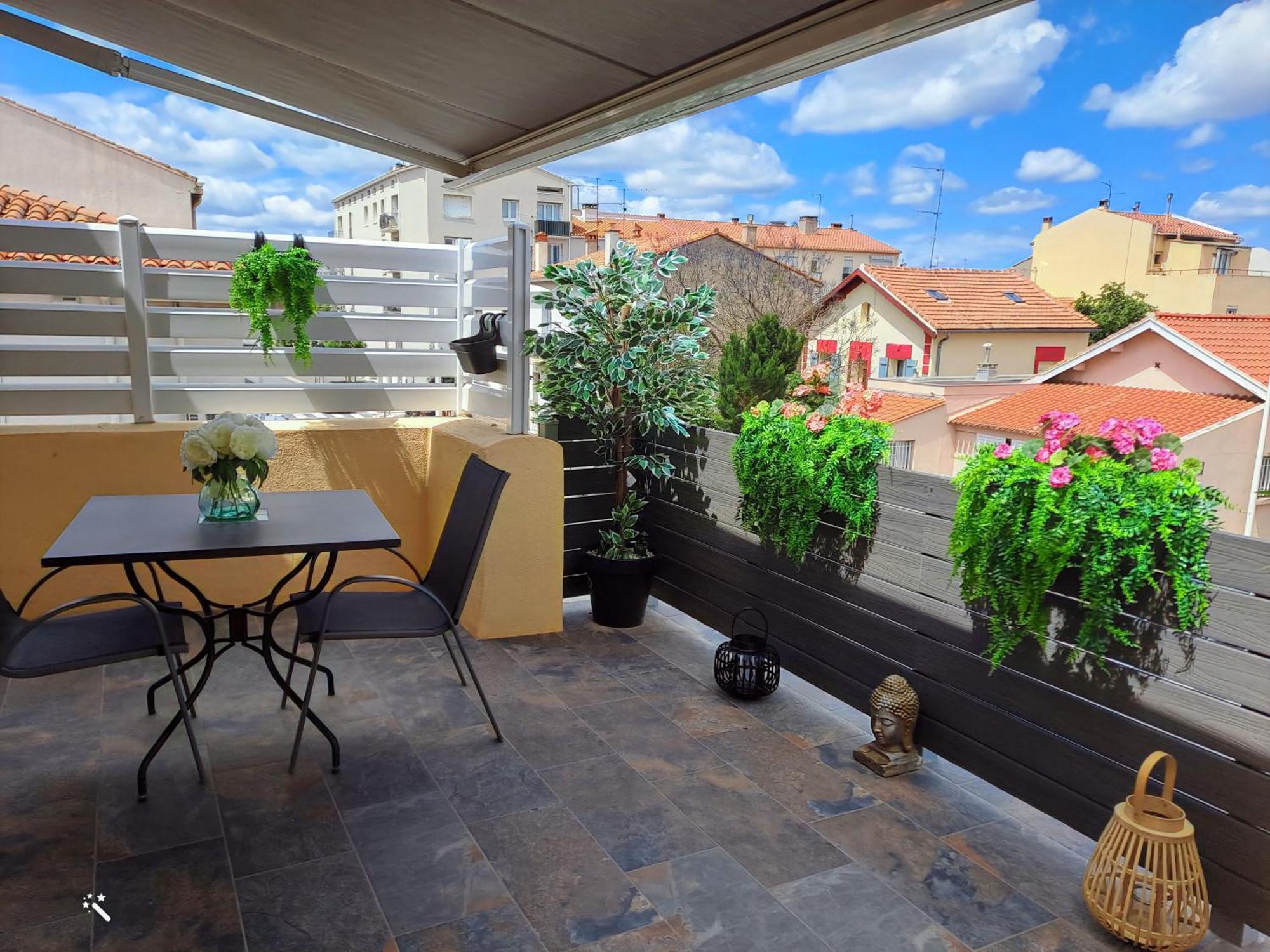 Apartment L
